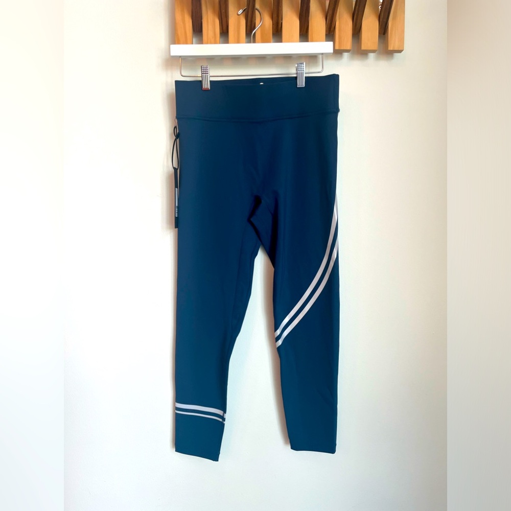 NWT Noli workout leggings - Large